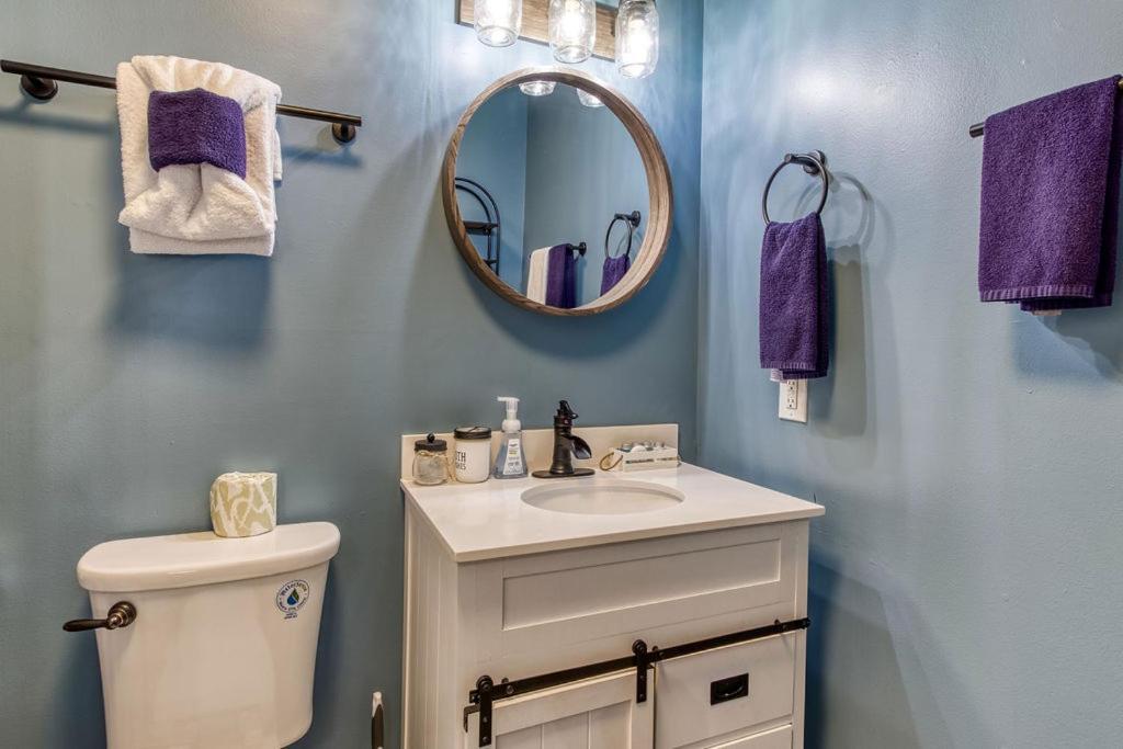 The Mason Jar, Hot Tub, Wifi, 1089 Free Tickets Each Paid Day, Dollywood And More! Pigeon Forge Bagian luar foto