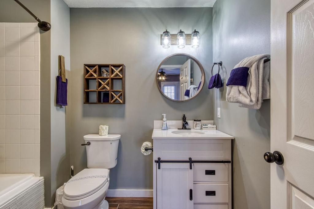 The Mason Jar, Hot Tub, Wifi, 1089 Free Tickets Each Paid Day, Dollywood And More! Pigeon Forge Bagian luar foto