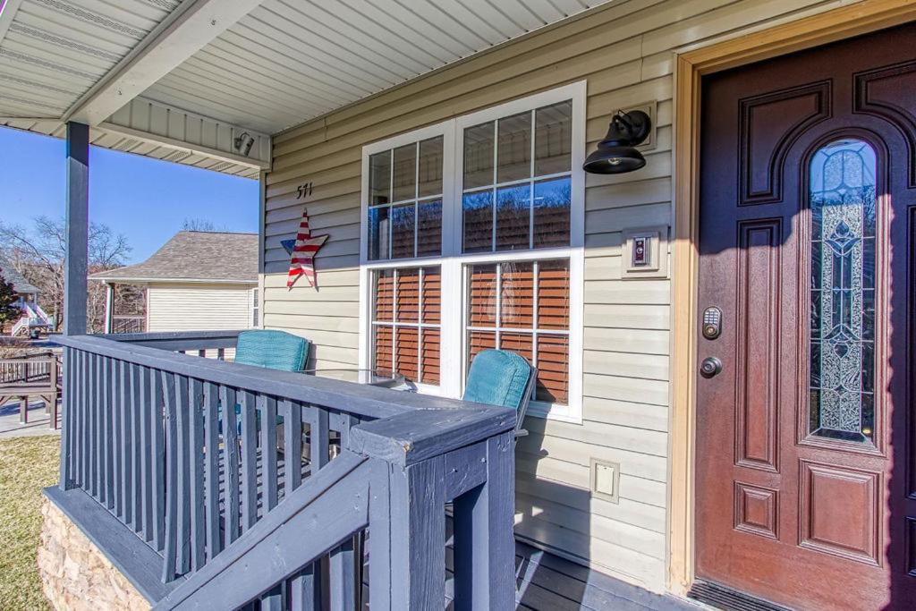 The Mason Jar, Hot Tub, Wifi, 1089 Free Tickets Each Paid Day, Dollywood And More! Pigeon Forge Bagian luar foto